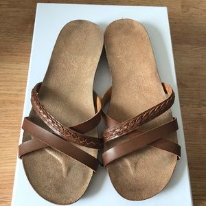 Dr. Scholl’s Brown Slippers (Size 7.5)